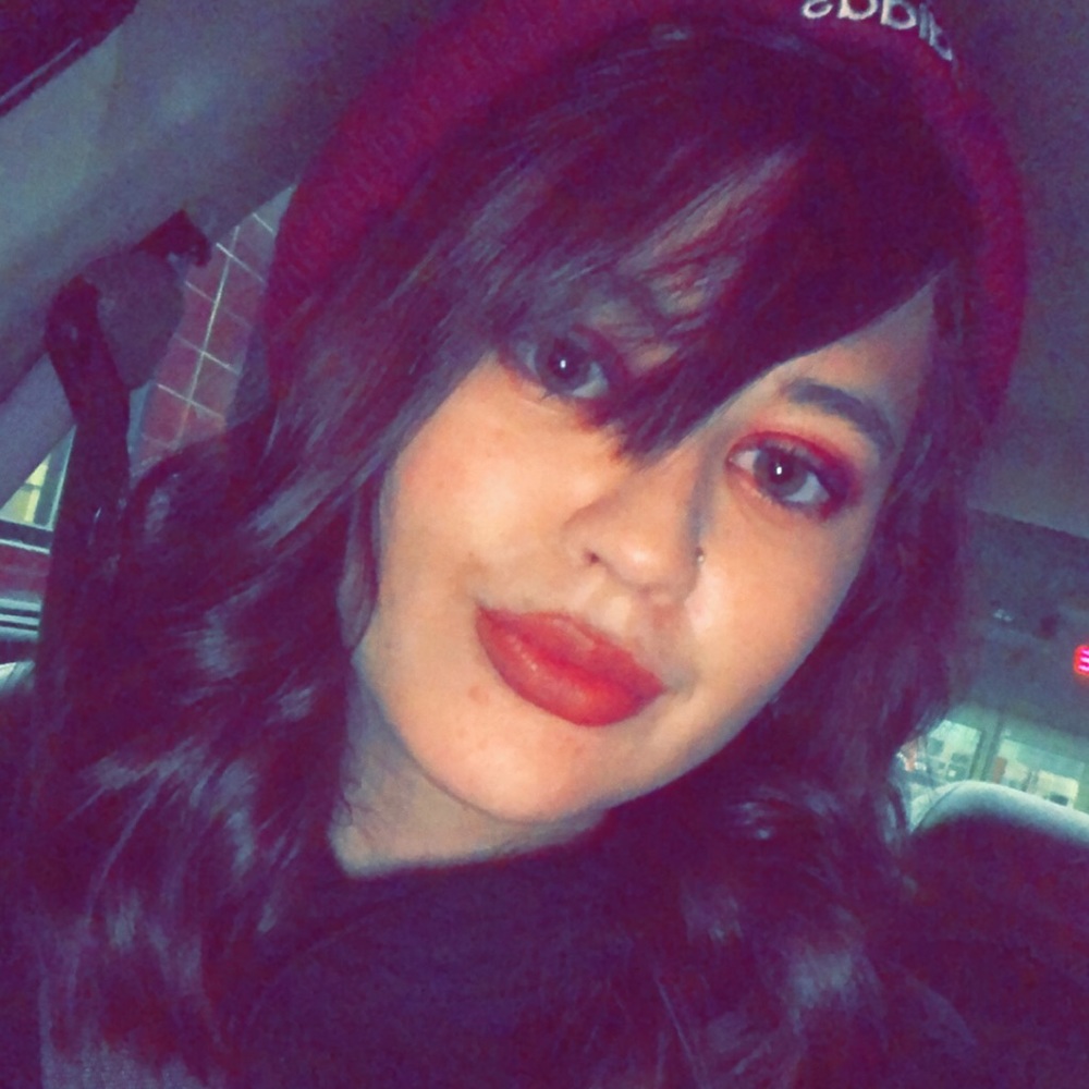 Meet your Posher, Anna